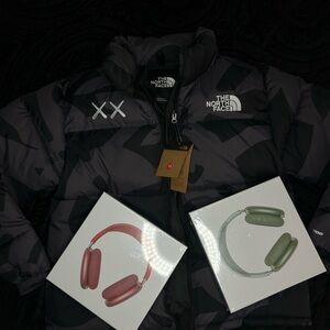 North face x klaws Puffer// spider hoodies// bape// AirPods max